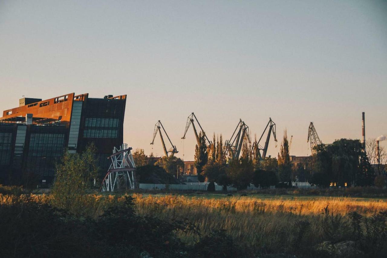 Pobookowane Stocznia Apartments Gdańsk Buitenkant foto