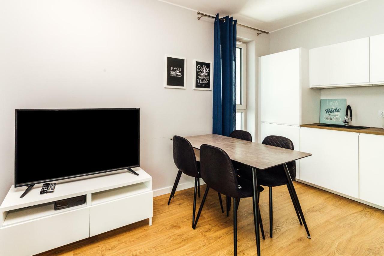 Pobookowane Stocznia Apartments Gdańsk Buitenkant foto