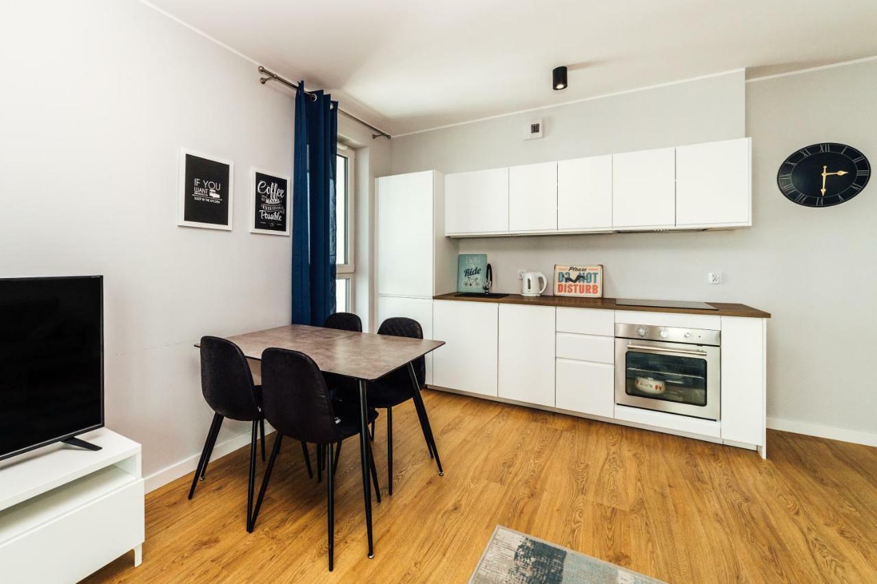 Pobookowane Stocznia Apartments Gdańsk Buitenkant foto