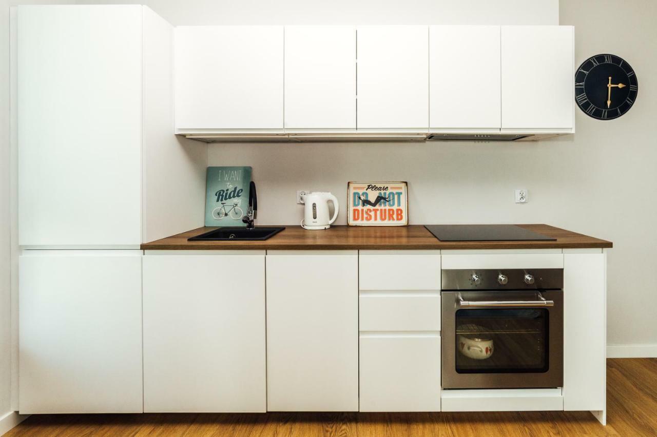 Pobookowane Stocznia Apartments Gdańsk Buitenkant foto