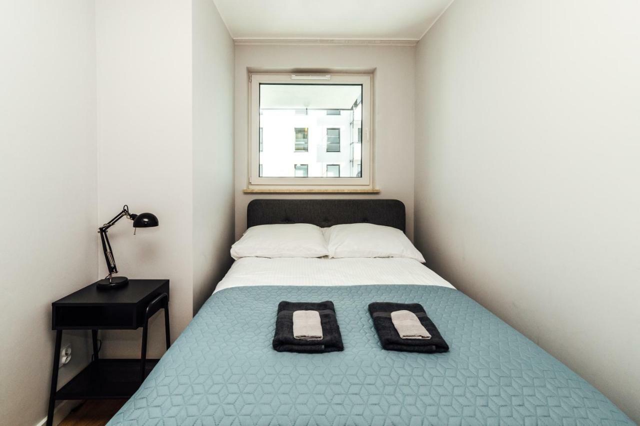 Pobookowane Stocznia Apartments Gdańsk Buitenkant foto
