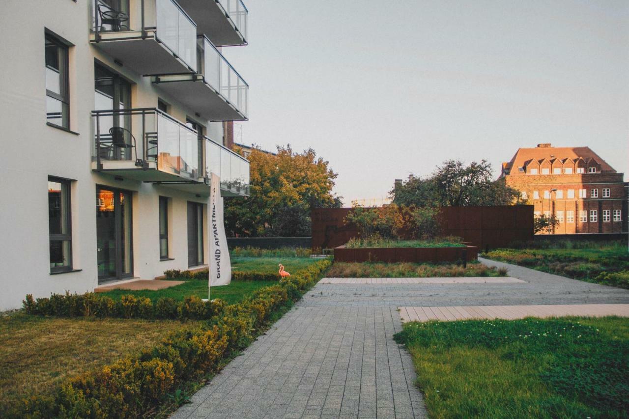 Pobookowane Stocznia Apartments Gdańsk Buitenkant foto