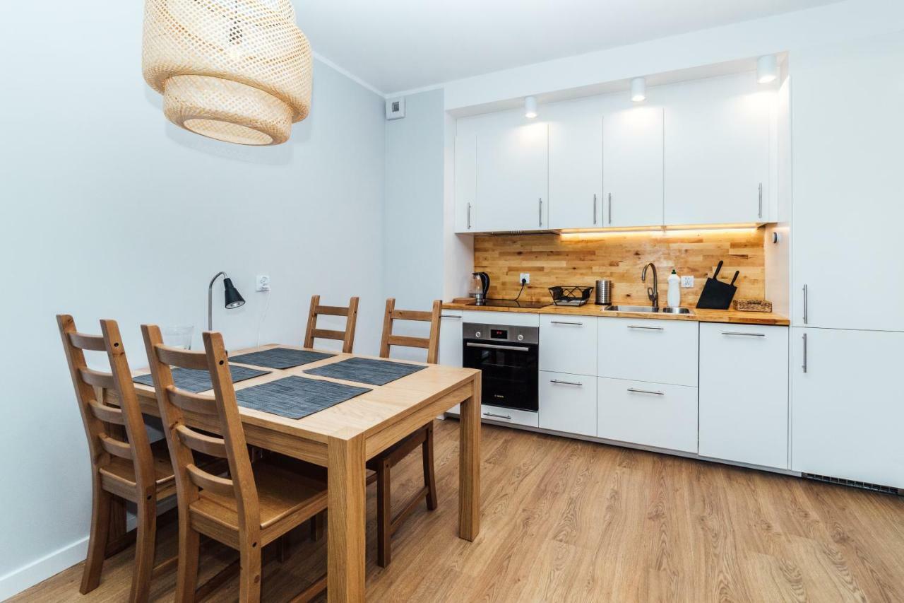 Pobookowane Stocznia Apartments Gdańsk Buitenkant foto