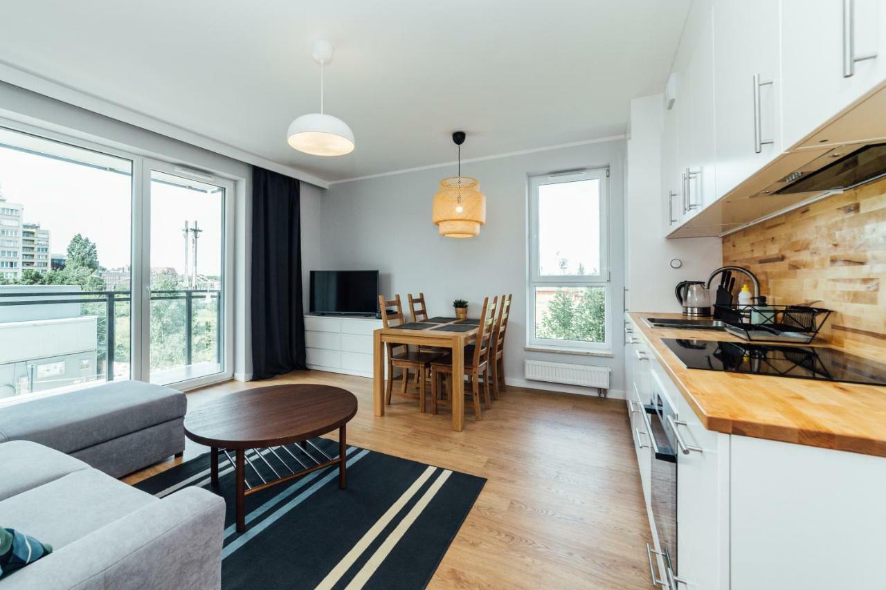 Pobookowane Stocznia Apartments Gdańsk Buitenkant foto